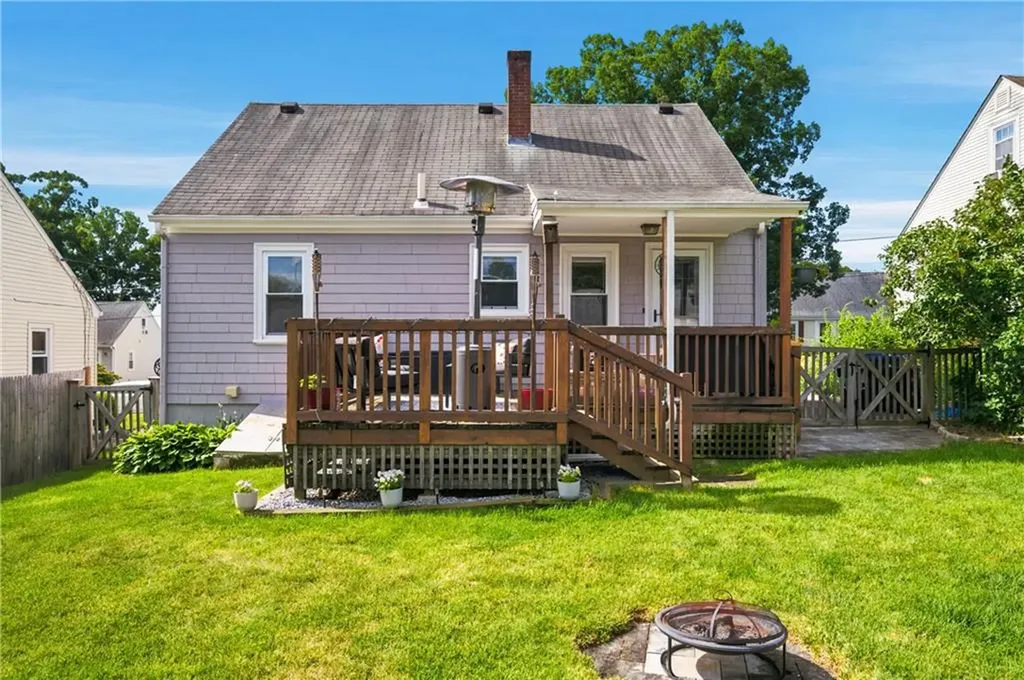 142 Mowry Avenue Cumberland RI 02864