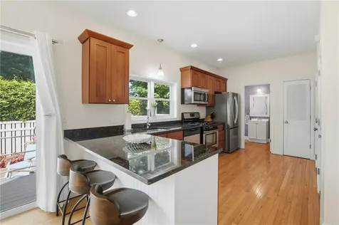 96 Seafare Lane Portsmouth RI 02871