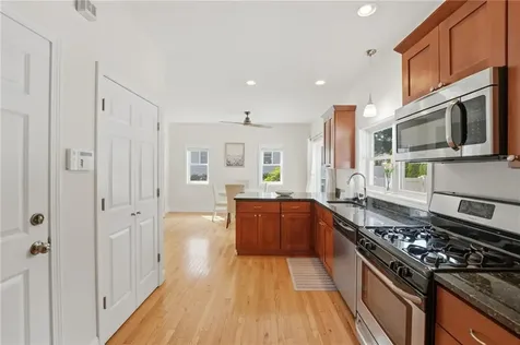 96 Seafare Lane Portsmouth RI 02871