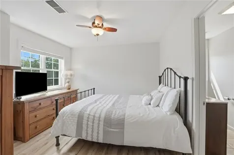 96 Seafare Lane Portsmouth RI 02871