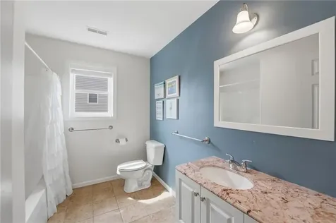 96 Seafare Lane Portsmouth RI 02871