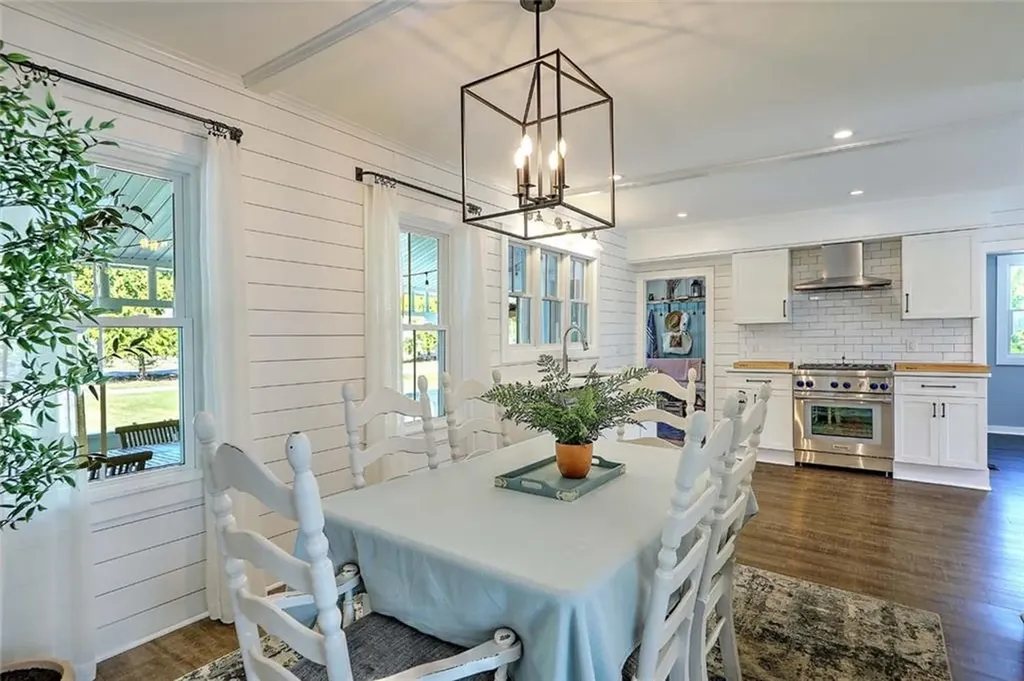 26 Maple Road Warren RI 02885