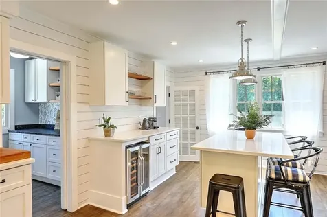 26 Maple Road Warren RI 02885