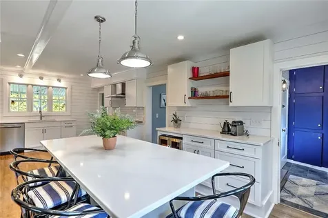 26 Maple Road Warren RI 02885