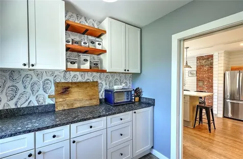 26 Maple Road Warren RI 02885