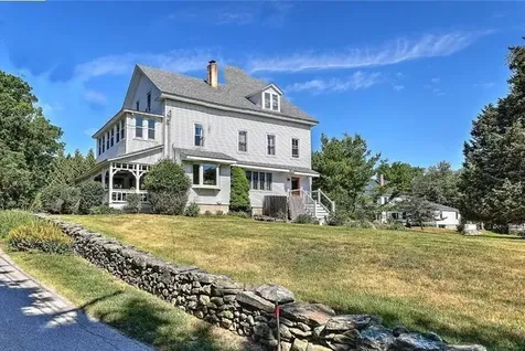 26 Maple Road Warren RI 02885