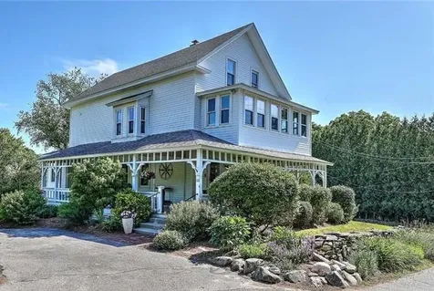 26 Maple Road Warren RI 02885