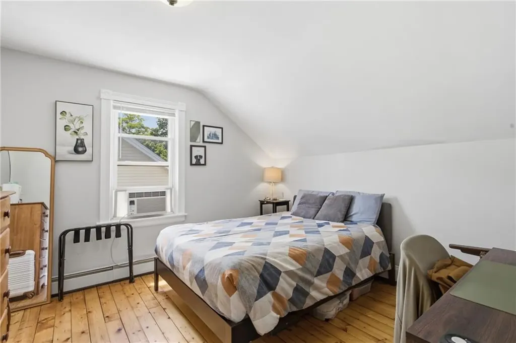 2 4 Beckside Road North Providence RI 02911