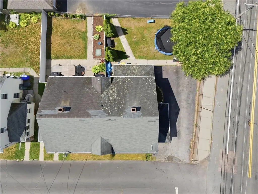 2 4 Beckside Road North Providence RI 02911
