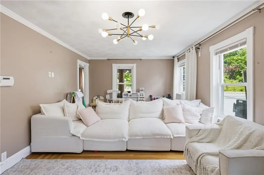 2 4 Beckside Road North Providence RI 02911