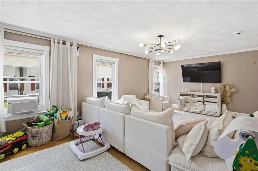 2 4 Beckside Road North Providence RI 02911