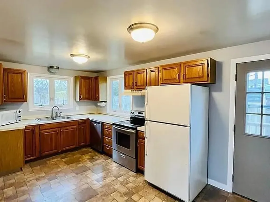 23 Butler Street Newport RI 02840