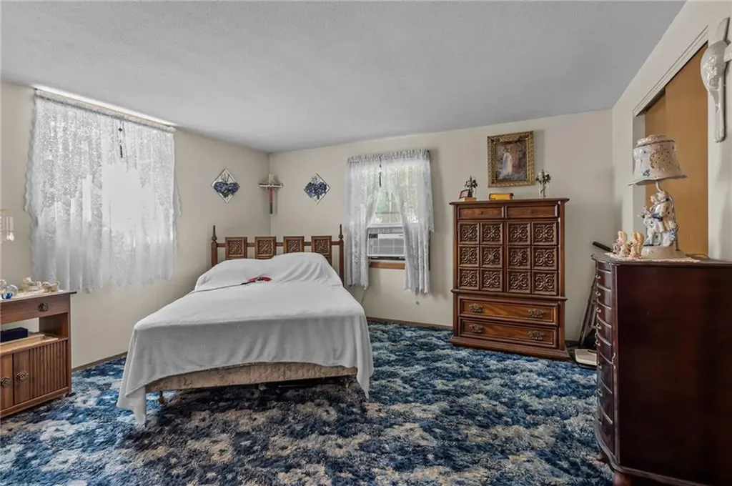 339 Privilege Street Woonsocket RI 02895