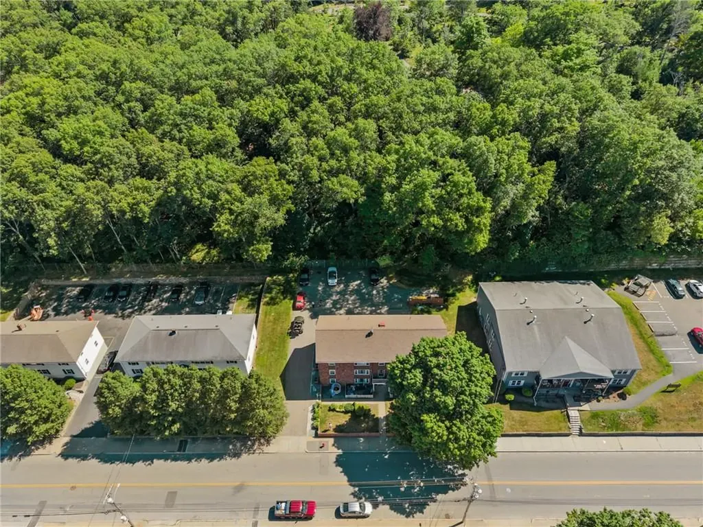 339 Privilege Street Woonsocket RI 02895