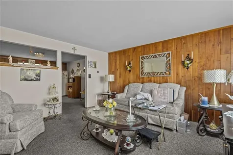 339 Privilege Street Woonsocket RI 02895