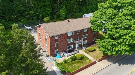 339 Privilege Street Woonsocket RI 02895