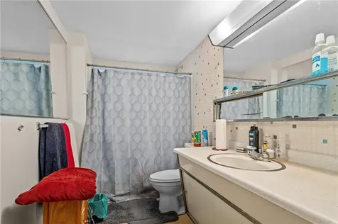 339 Privilege Street Woonsocket RI 02895
