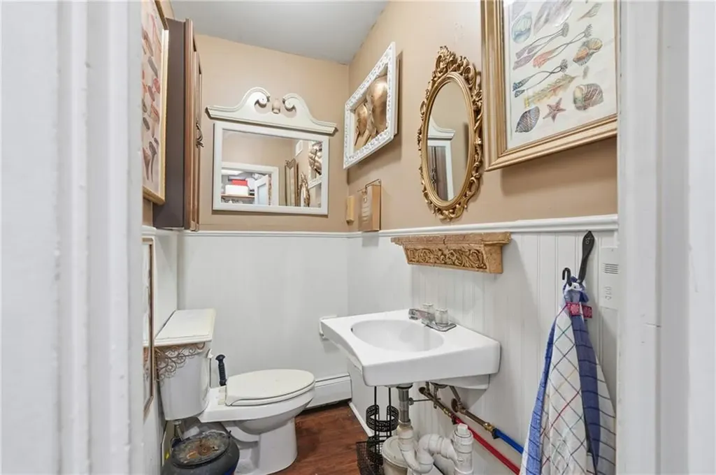 2154 Broad Street Cranston RI 02905