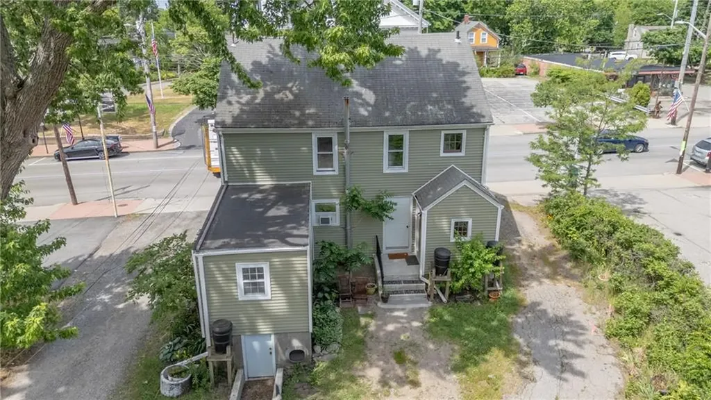 2154 Broad Street Cranston RI 02905