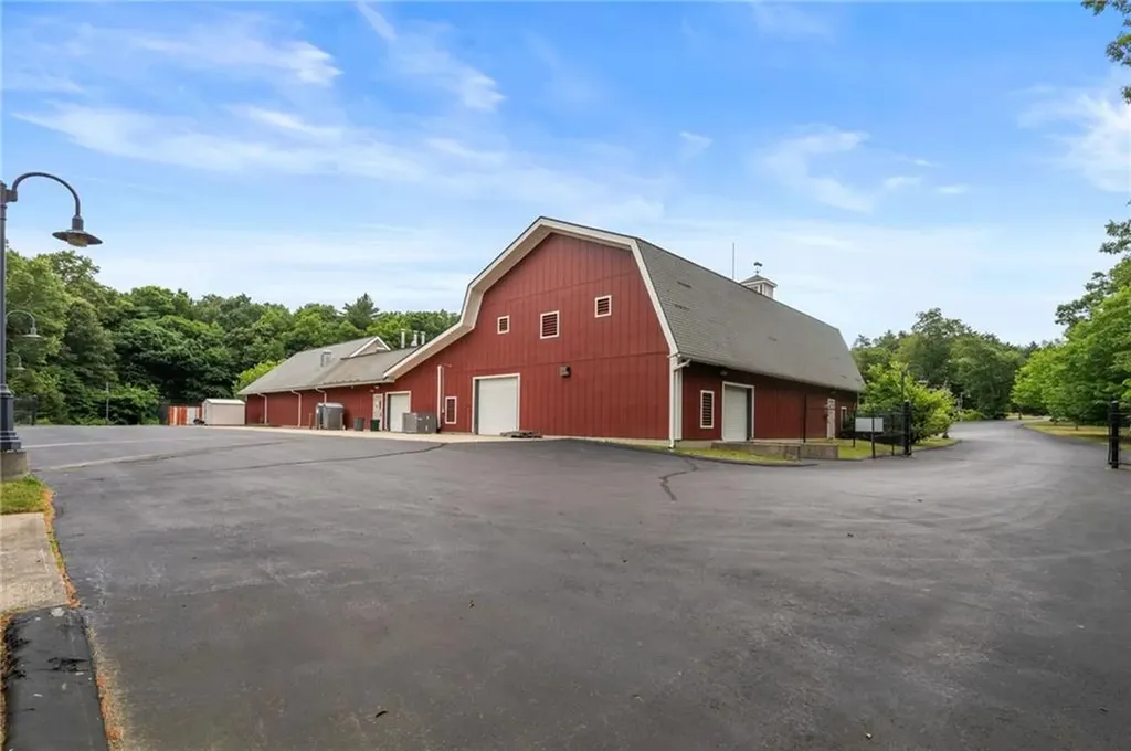 435 Nooseneck Hill Road Exeter RI 02822