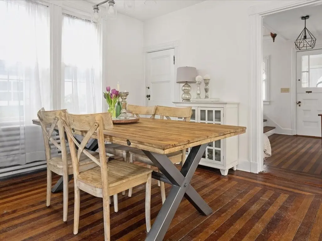 43 Howard Street Newport RI 02840