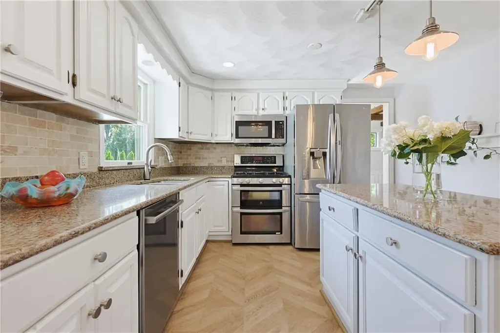 46 Netop Drive Warwick RI 02818