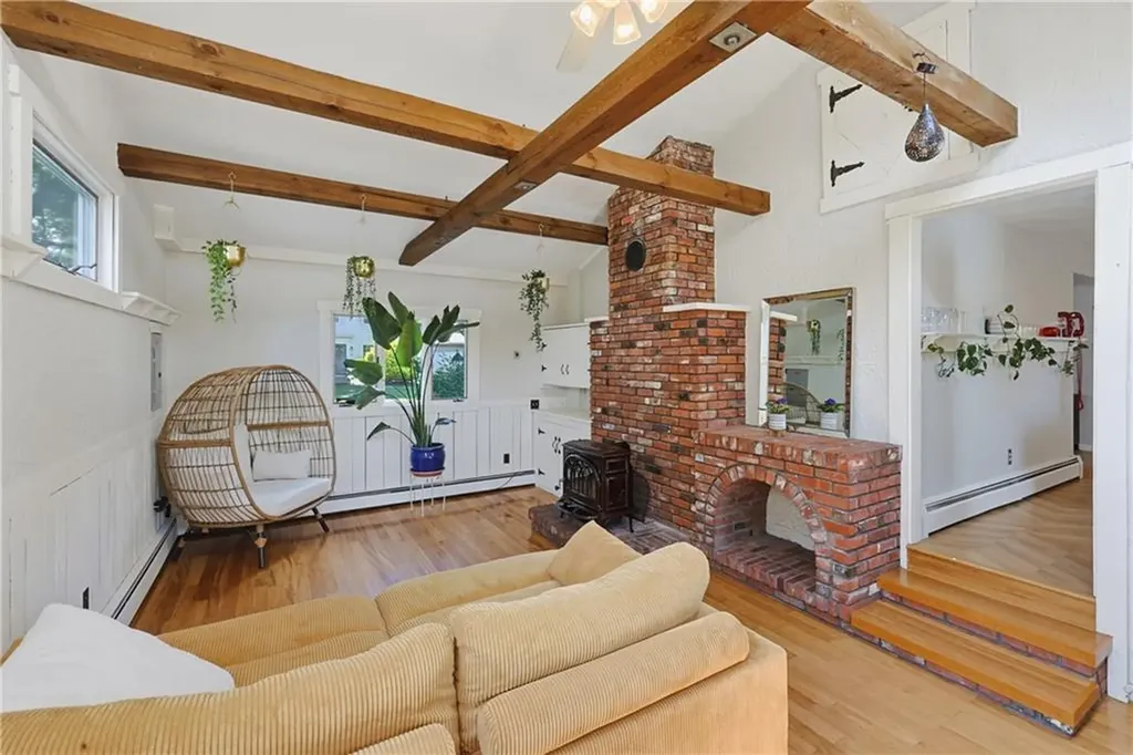 46 Netop Drive Warwick RI 02818