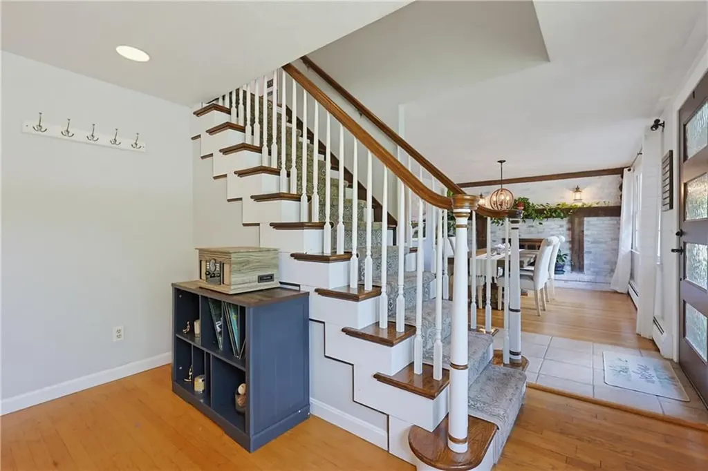 46 Netop Drive Warwick RI 02818