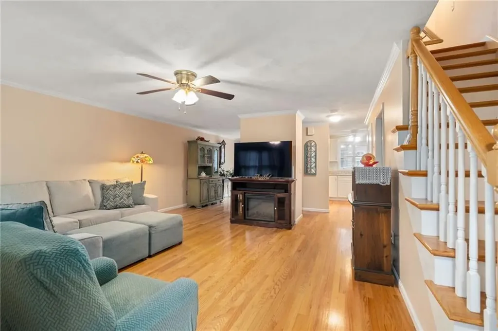 222 Killey Avenue Warwick RI 02889