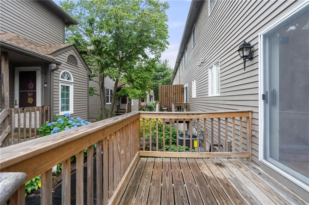 222 Killey Avenue Warwick RI 02889