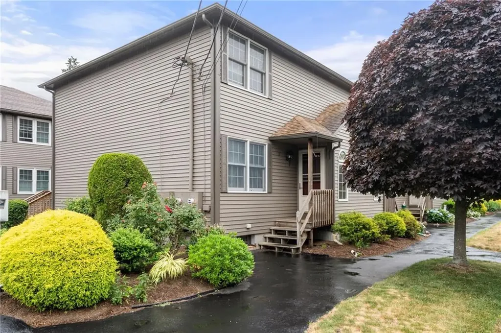 222 Killey Avenue Warwick RI 02889