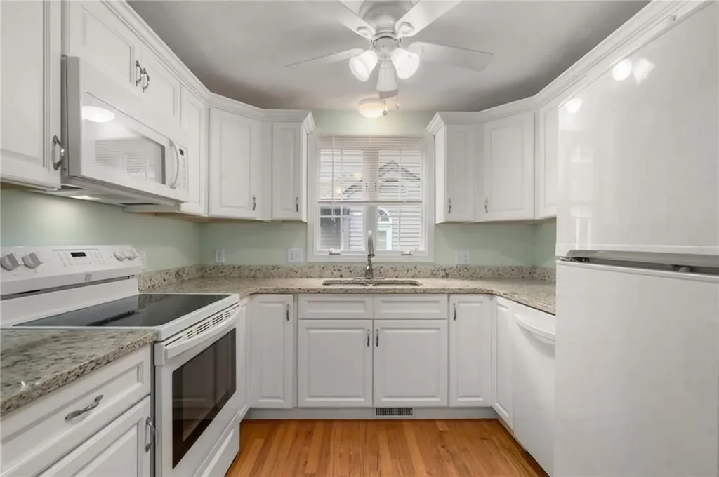 222 Killey Avenue Warwick RI 02889