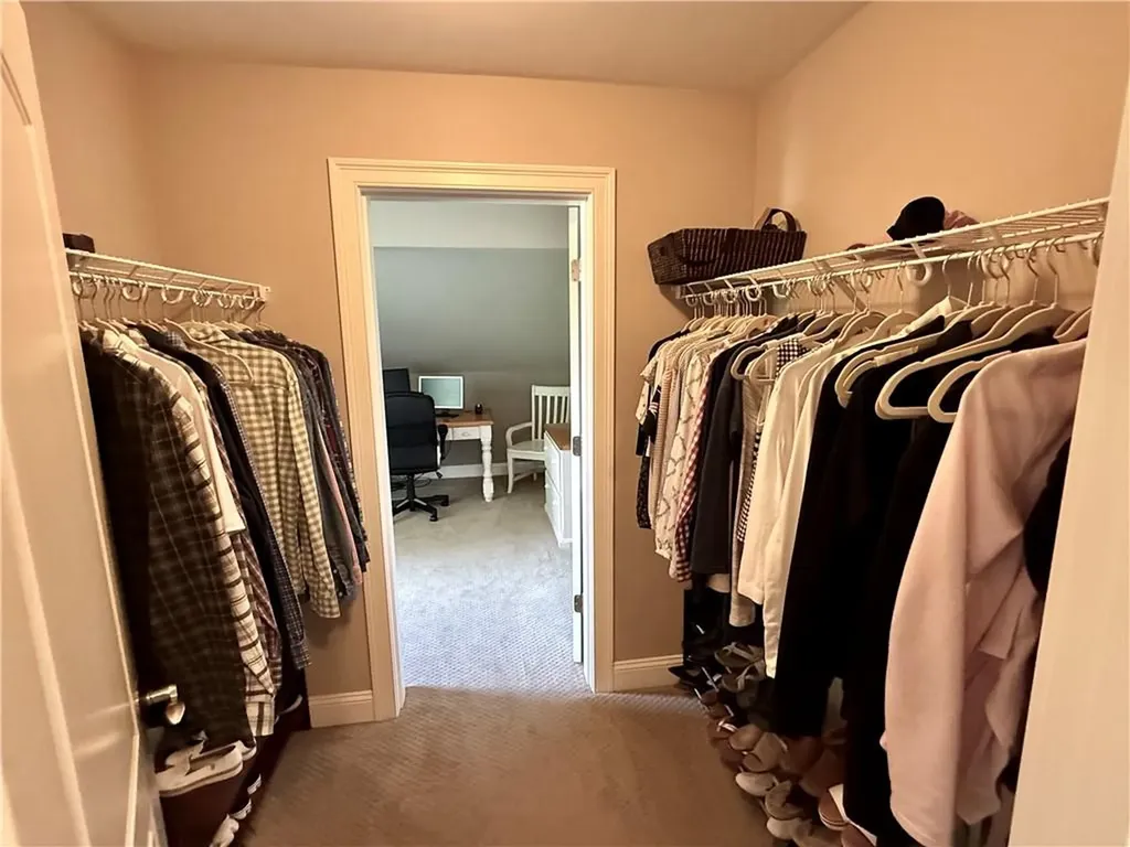 12 Nicole Circle Smithfield RI 02917