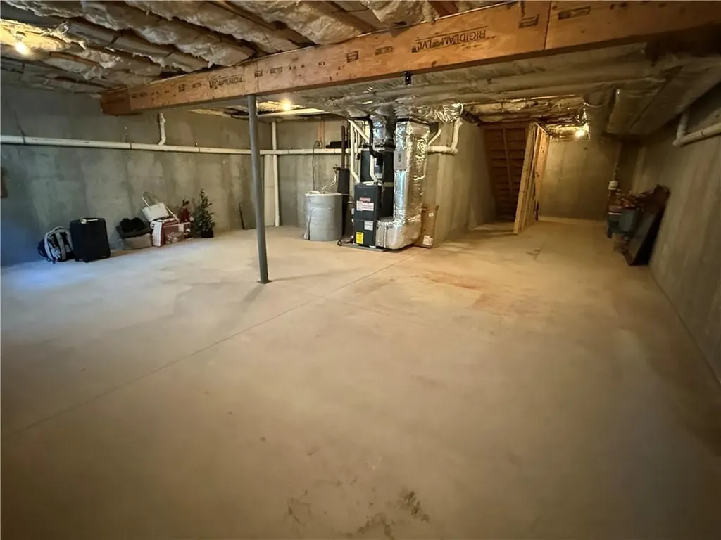 12 Nicole Circle Smithfield RI 02917