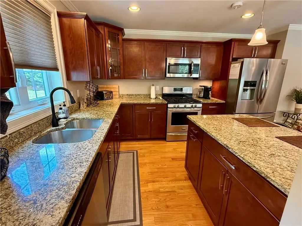 12 Nicole Circle Smithfield RI 02917