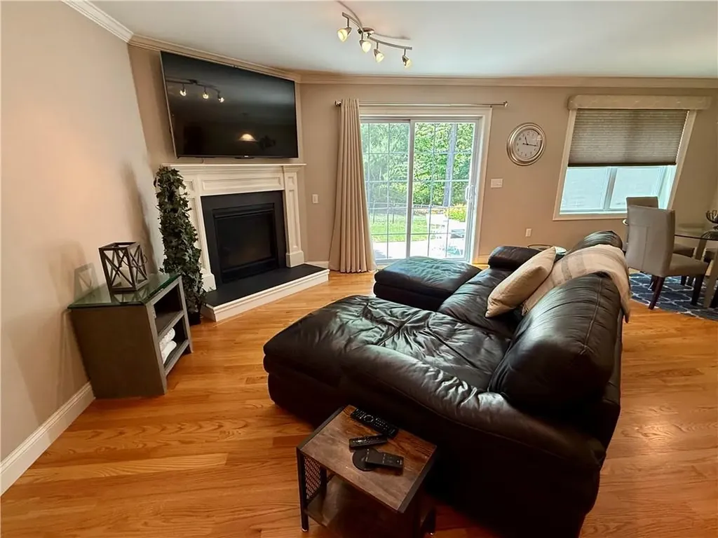 12 Nicole Circle Smithfield RI 02917