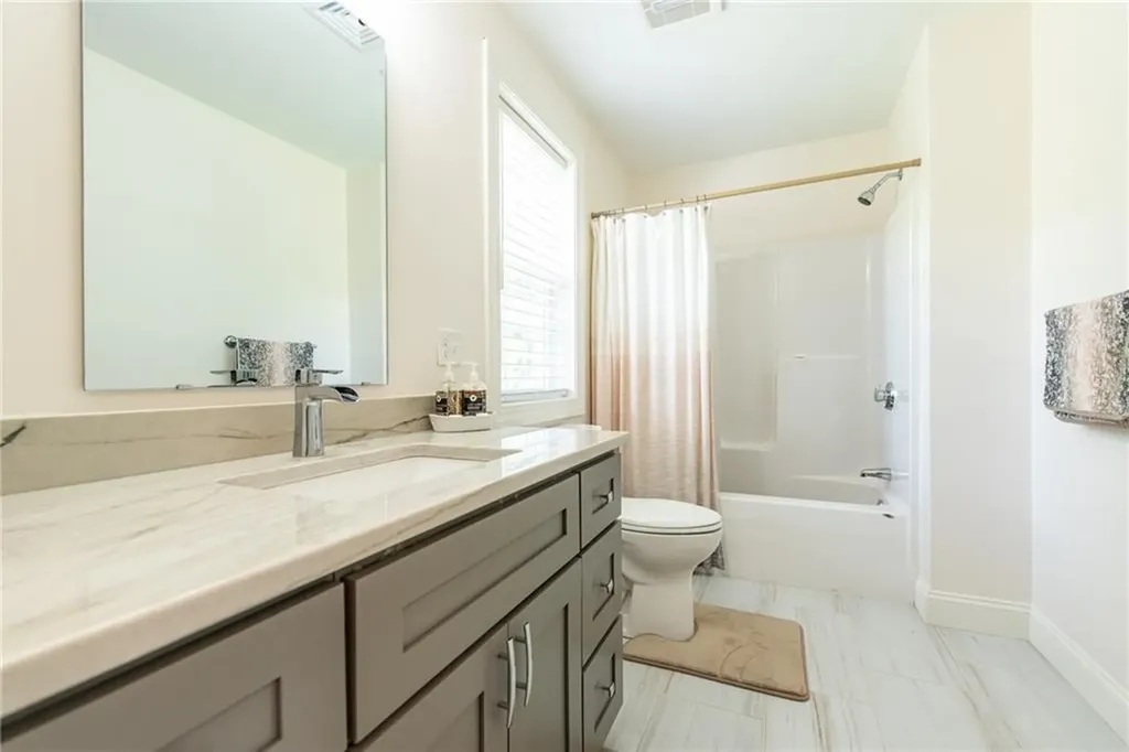 182 Theresa Marie Avenue Woonsocket RI 02895