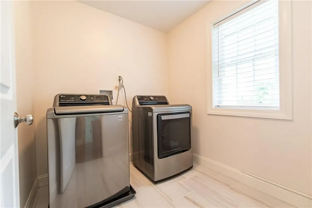 182 Theresa Marie Avenue Woonsocket RI 02895