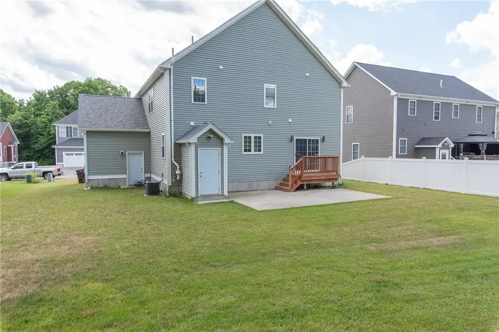 182 Theresa Marie Avenue Woonsocket RI 02895