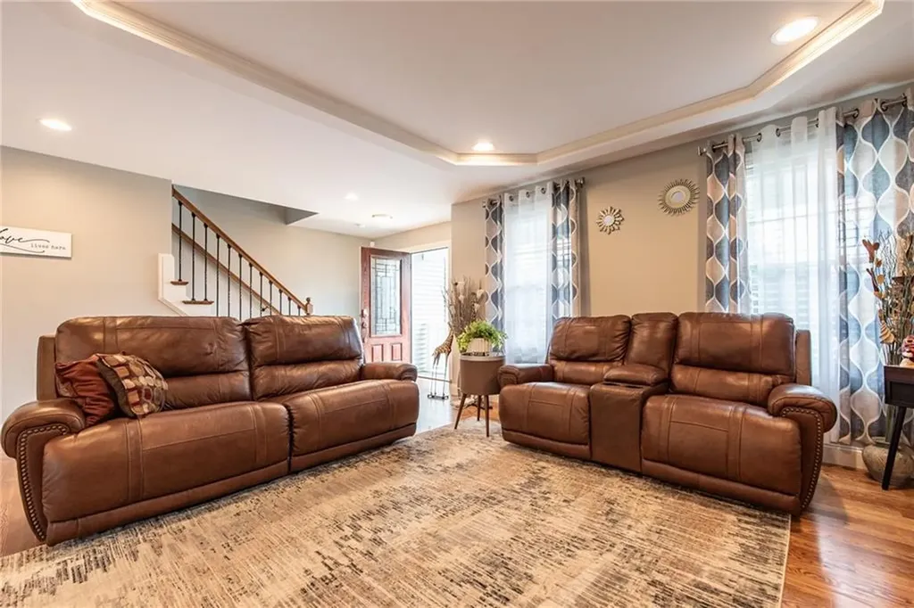 182 Theresa Marie Avenue Woonsocket RI 02895