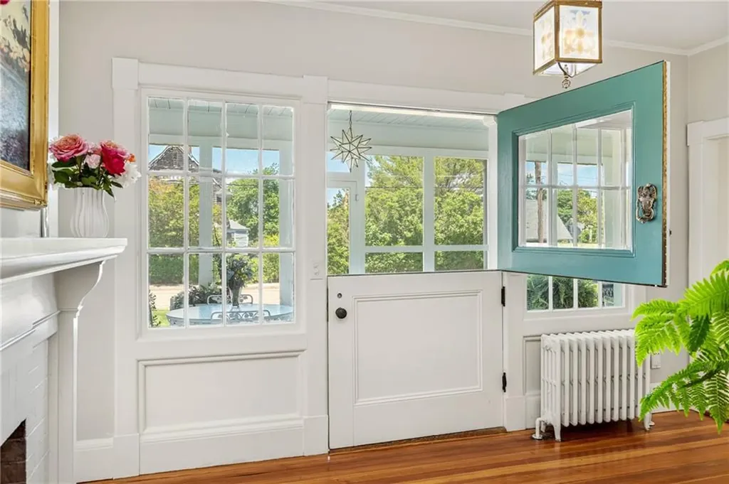 84 Rodman Street Narragansett RI 02882