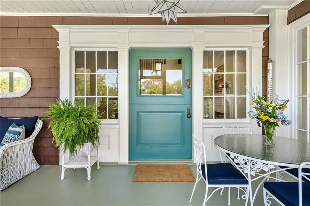 84 Rodman Street Narragansett RI 02882