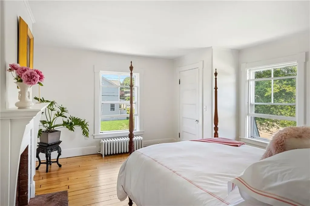 84 Rodman Street Narragansett RI 02882
