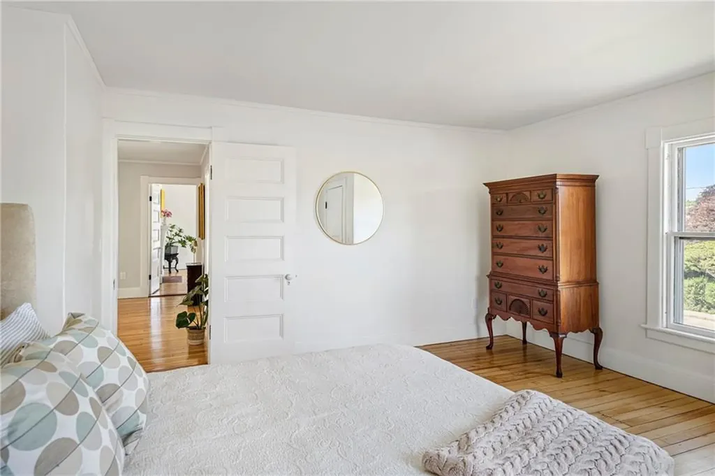 84 Rodman Street Narragansett RI 02882