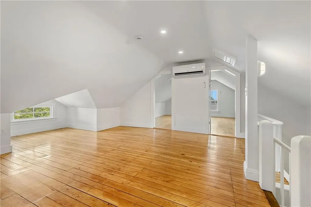 84 Rodman Street Narragansett RI 02882