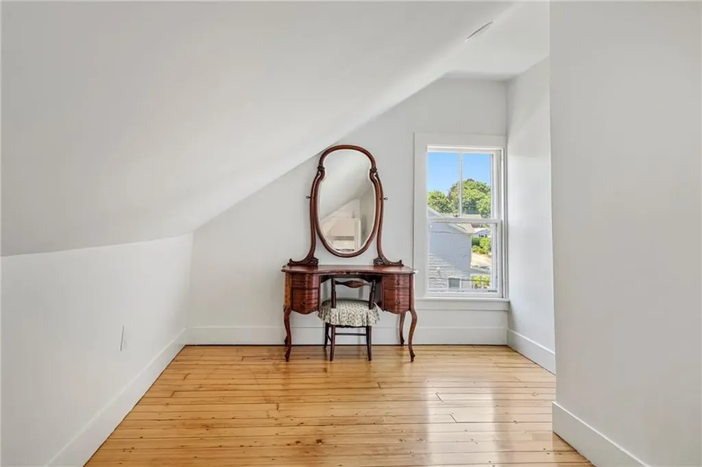 84 Rodman Street Narragansett RI 02882