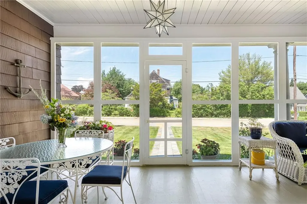 84 Rodman Street Narragansett RI 02882