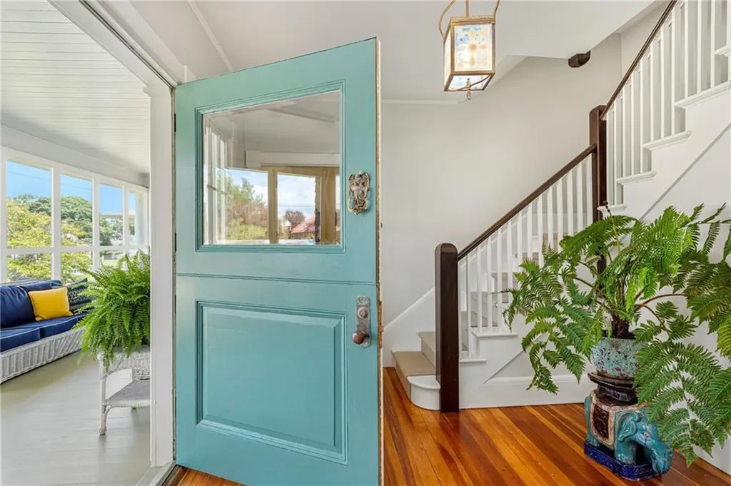84 Rodman Street Narragansett RI 02882