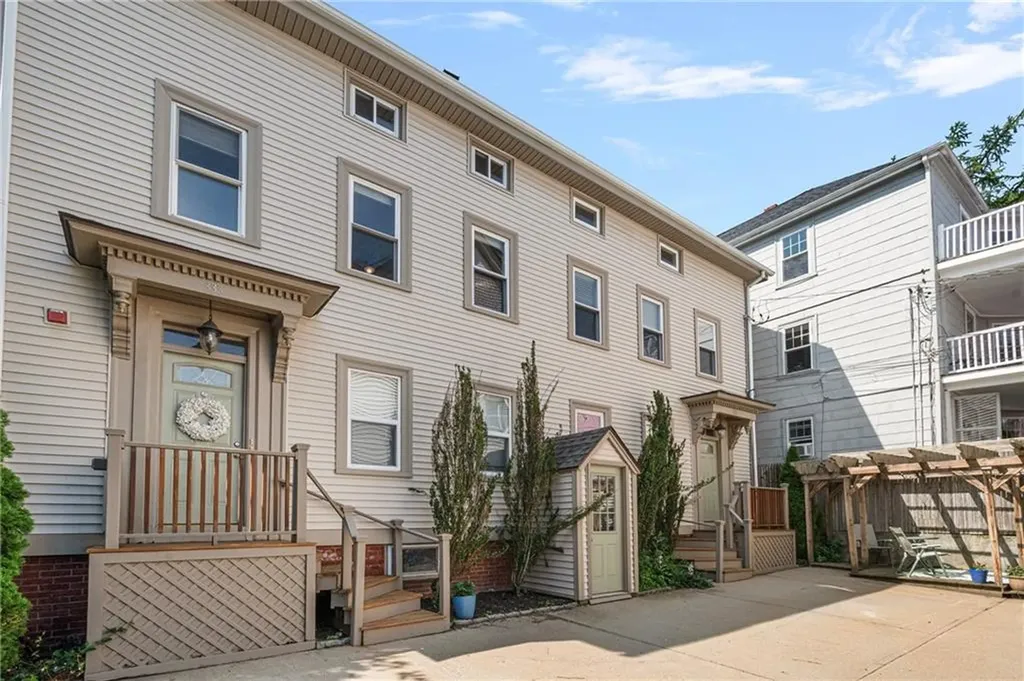 331 Williams Street Providence RI 02906