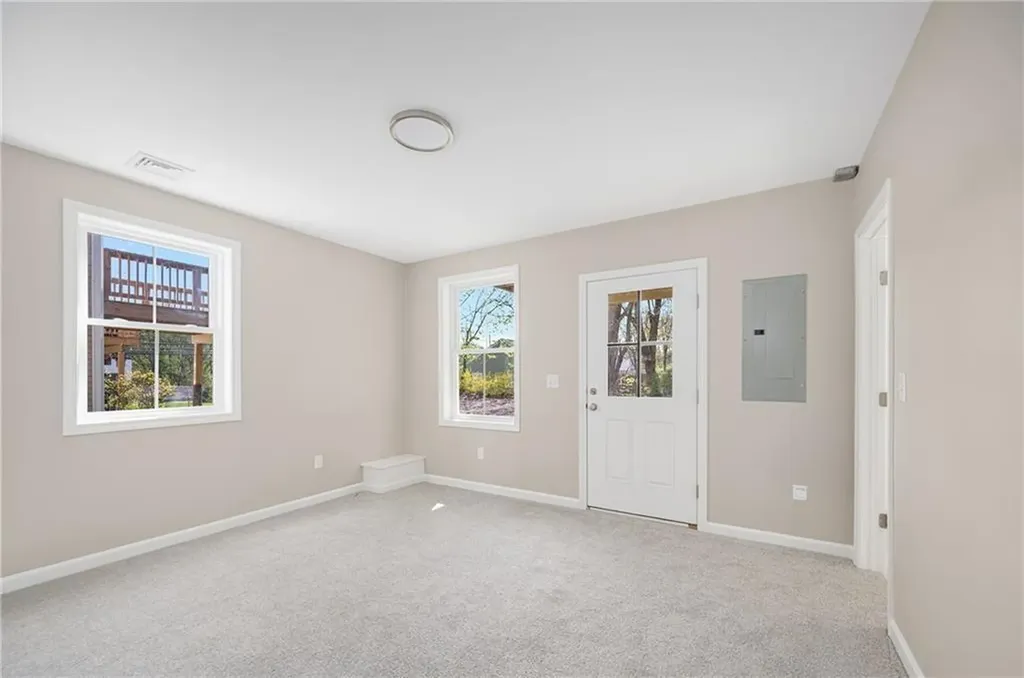 40 Farnum Pike Smithfield RI 02917